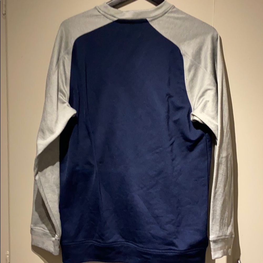 Sweatshirt - Picture 3 of 3